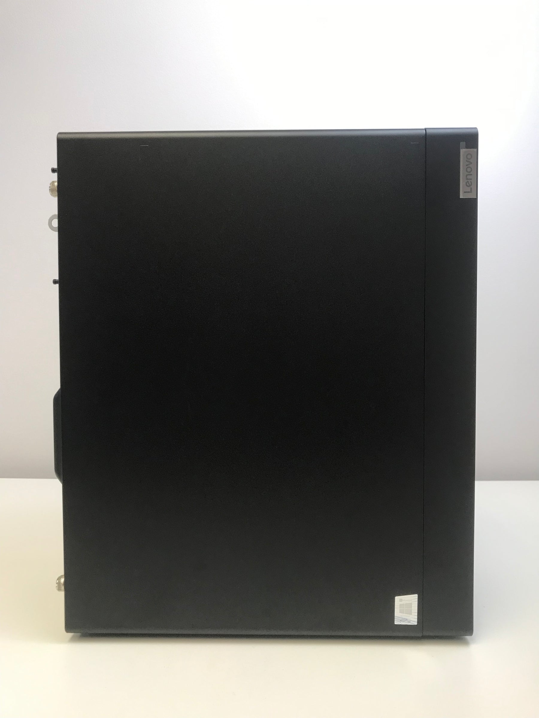 Lenovo ThinkStation P340 Tower 30DH00J3US - i7 - 16GB RAM - 512GB SSD