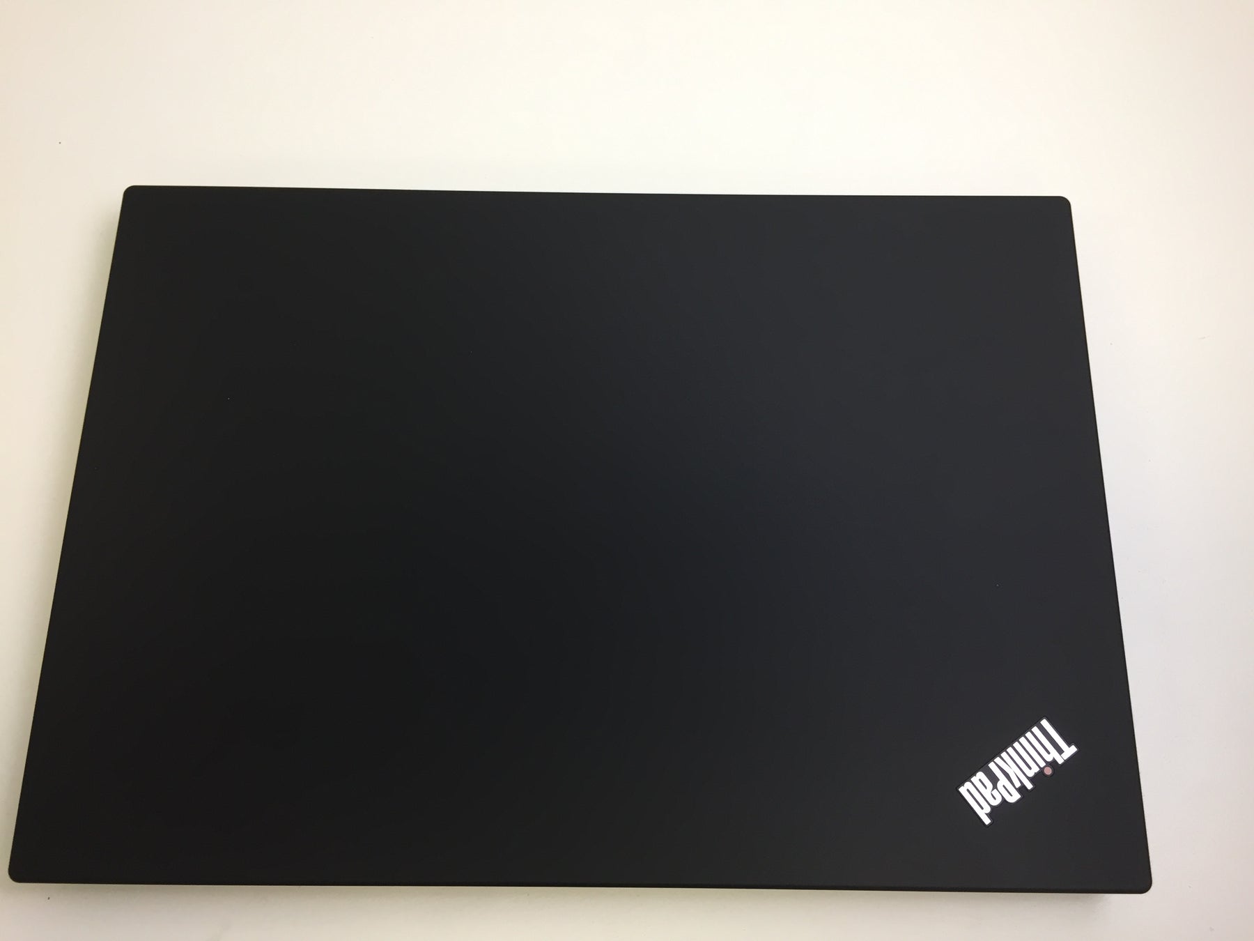Lenovo ThinkPad P14s G2 21A0003RUS 14" Workstation - R5 - 16GB RAM - 256GB SSD
