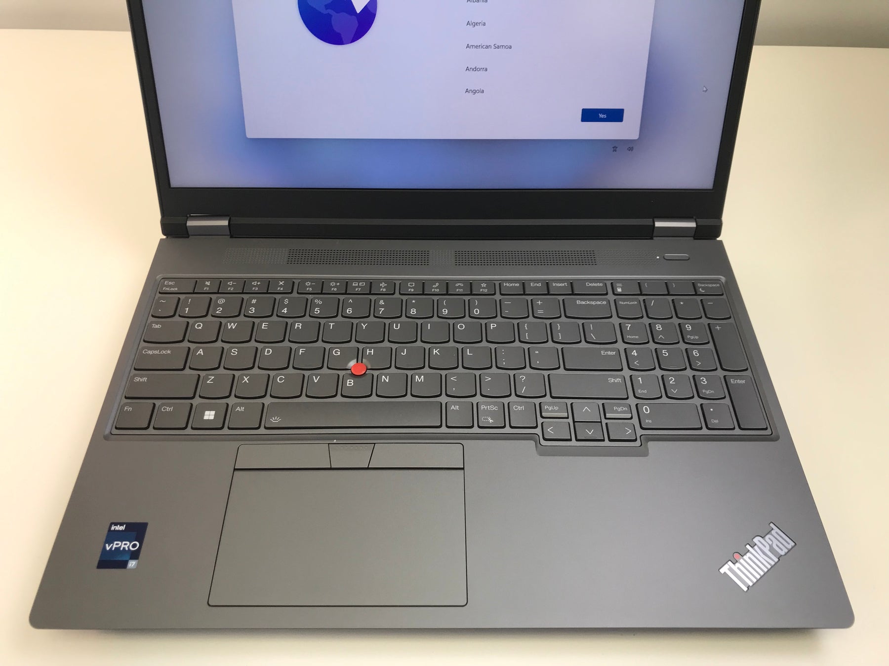 Lenovo ThinkPad P16 Gen 1 16.0" Notebook - i7, 32 GB RAM, 1 TB SSD - 21D6006PUS