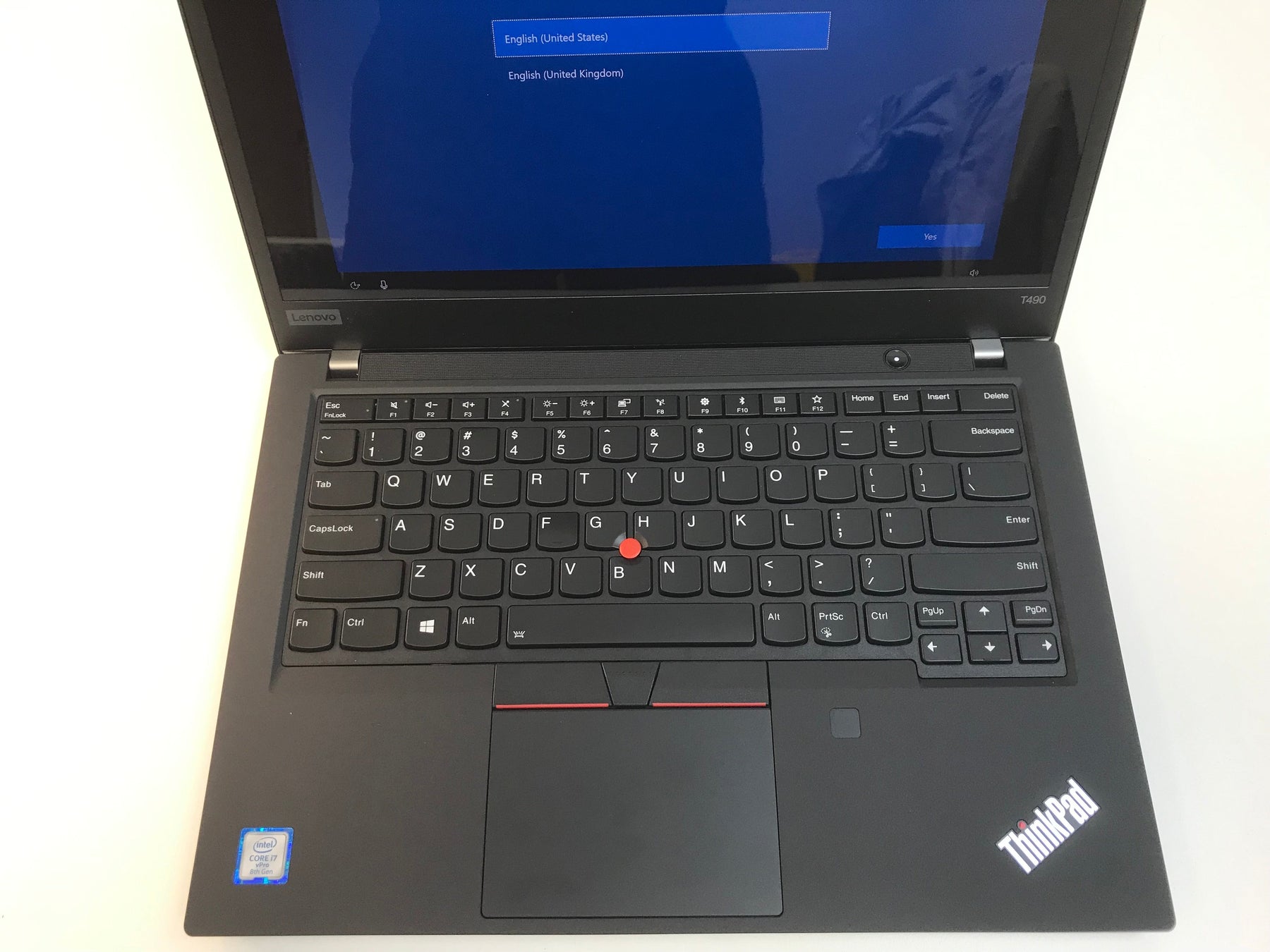 Lenovo Thinkpad T490 20N20042US 14" Notebook - i7 - 16GB RAM - 512GB SSD